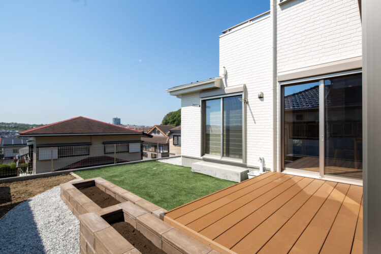ウッドデッキ