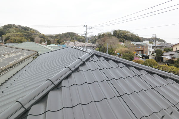屋根塗装工事(横浜市金沢区Y様邸)